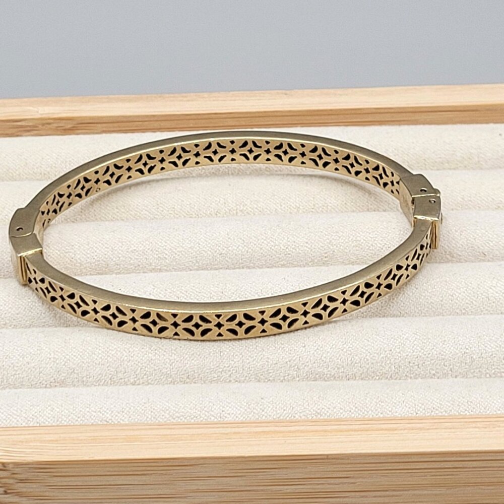 Fossil Gold Tone Stainless Steel Filigree Bangle Bracelet Clasp Closure Size 6